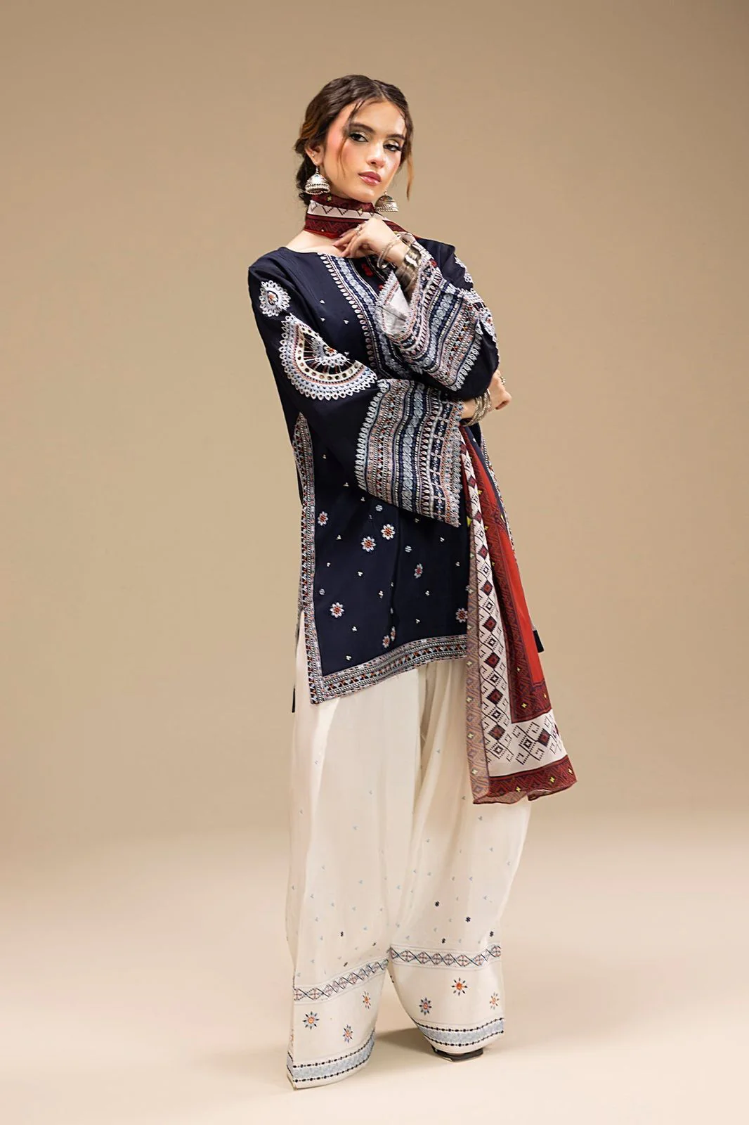 Traditional 3PC Suit for Women - Image 6